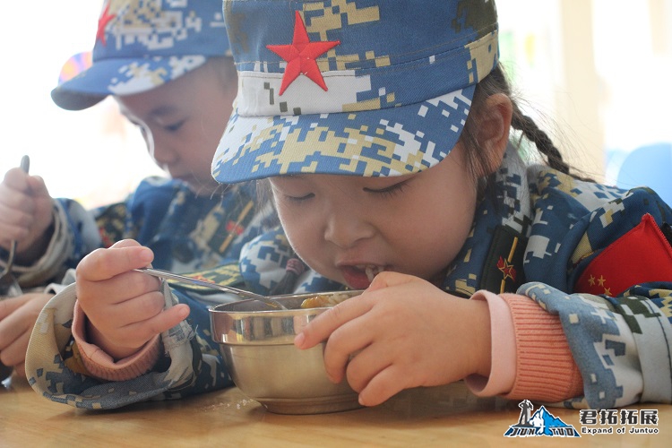 金域天下幼兒園迷彩小兵特訓營